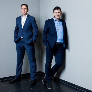Stefan Lechner und Christian Brauneis. Vice Presidents der Business Unit Industry von KNAPP.